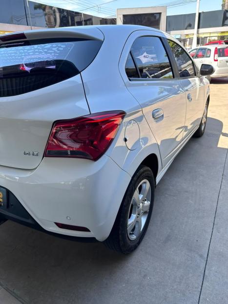 CHEVROLET Onix Hatch 1.4 4P FLEX LT, Foto 8