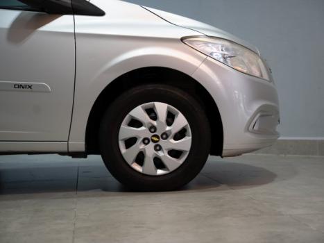 CHEVROLET Onix Hatch 1.0 4P FLEX LS, Foto 5
