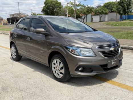 CHEVROLET Onix Hatch 1.4 4P FLEX LT, Foto 1