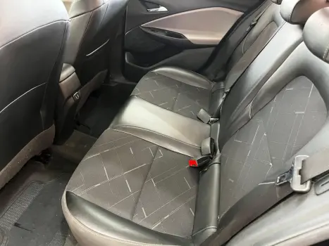 CHEVROLET Onix Sedan 1.0 12V 4P FLEX PREMIER PLUS TURBO AUTOMTICO, Foto 7