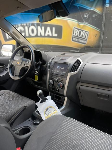 CHEVROLET S10 2.8 16V LT CABINE DUPLA 4X4 TURBO DIESEL, Foto 14