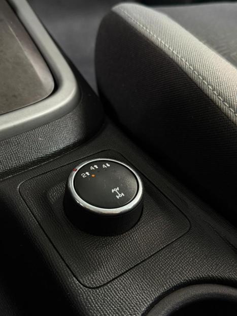 CHEVROLET S10 2.8 16V LT CABINE DUPLA 4X4 TURBO DIESEL AUTOM�TICO, Foto 16