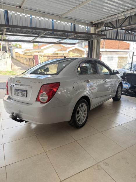 CHEVROLET Sonic Sedan 1.6 16V 4P LTZ FLEX AUTOM�TICO, Foto 4