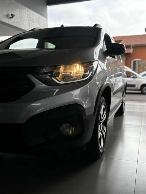 CHEVROLET Spin 1.8 4P FLEX ACTIVE7 7 LUGARES AUTOMTICO, Foto 3