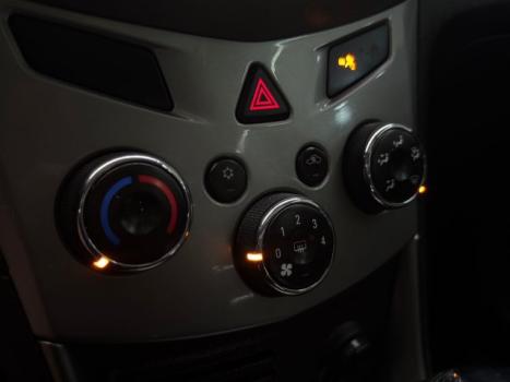 CHEVROLET Tracker 1.8 16V 4P FLEX LTZ AUTOM�TICO, Foto 13