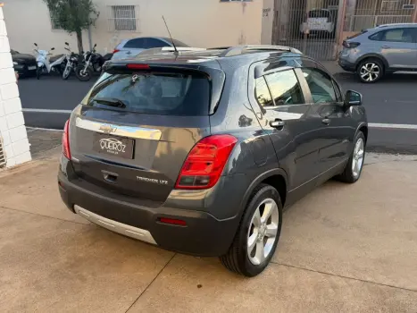 CHEVROLET Tracker 1.8 16V 4P FLEX LTZ AUTOM�TICO, Foto 8
