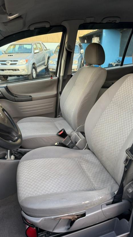 CHEVROLET Zafira 2.0 4P FLEX EXPRESSION 7 LUGARES AUTOM�TICO, Foto 8