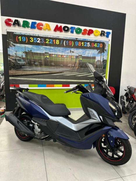 DAFRA Cruisym 300 , Foto 2
