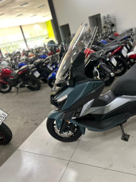 DAFRA Cruisym 300 , Foto 3