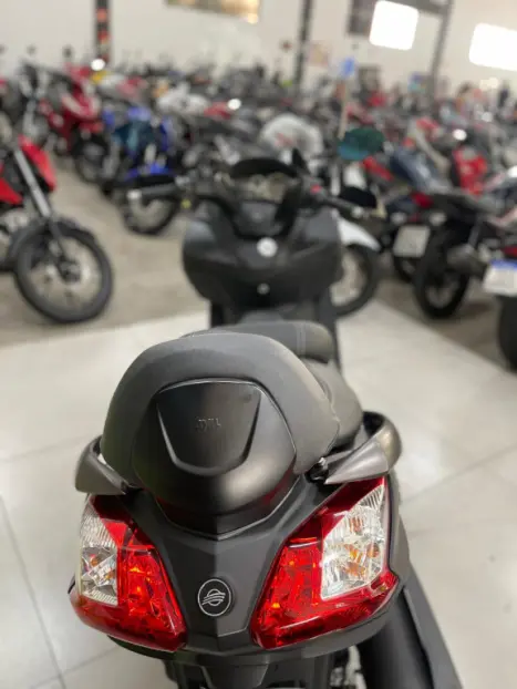 DAFRA Maxsym 400 , Foto 6