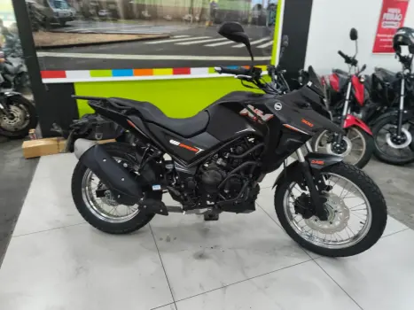 DAFRA NH 300 , Foto 3