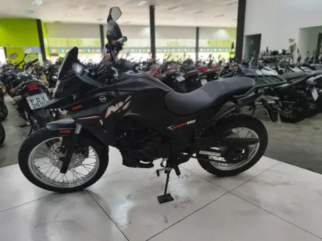 DAFRA NH 300 , Foto 8