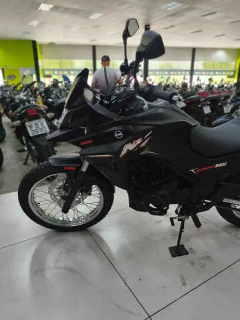 DAFRA NH 300 , Foto 9