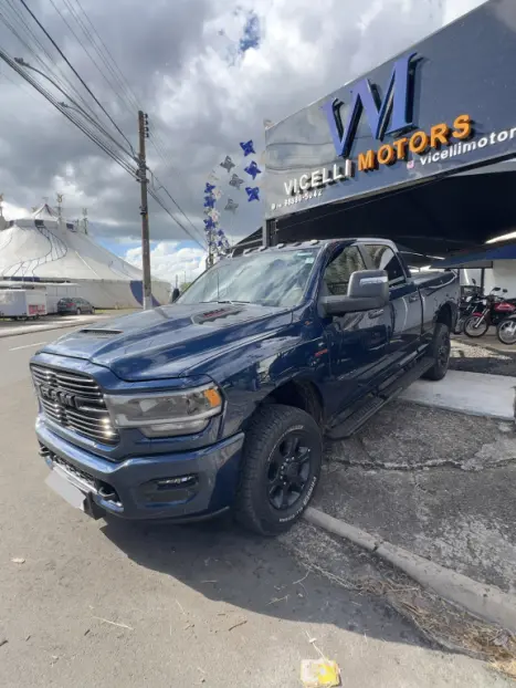 DODGE Ram 6.7 I6 24V 4P 2500 LARAMIE 4X4 TURBODIESEL  AUTOM�TICO CABINE DUPLA, Foto 3