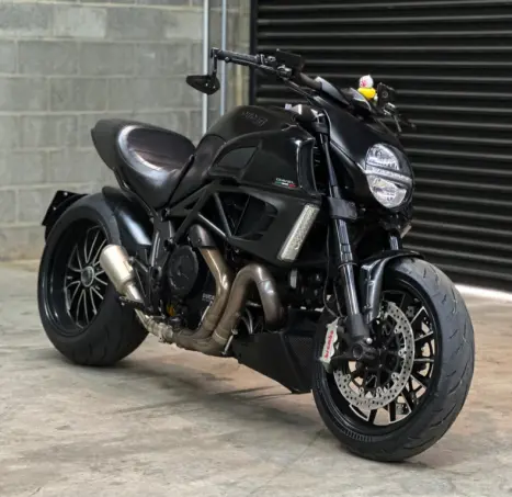 DUCATI Diavel 1200 DARK, Foto 4