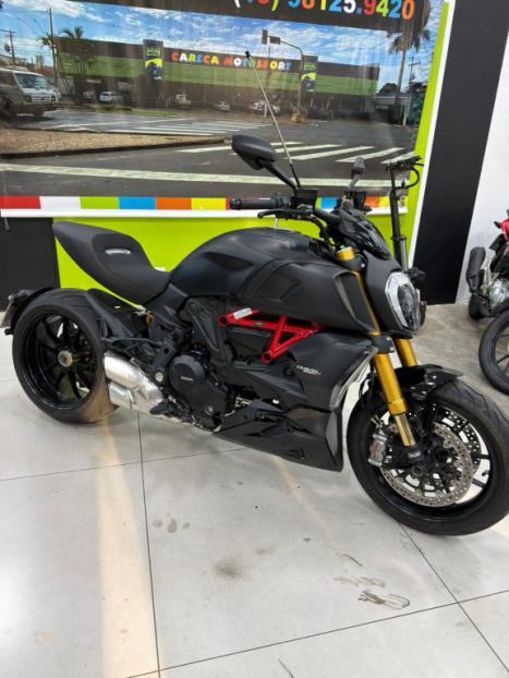 DUCATI Diavel 1260 S, Foto 1