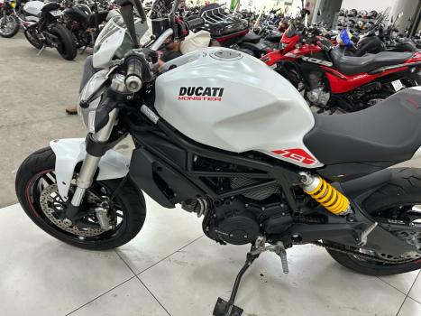 DUCATI Monster 797 , Foto 5