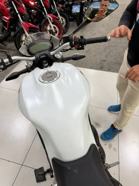 DUCATI Monster 797 , Foto 3