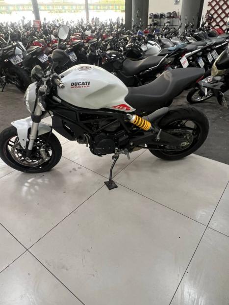 DUCATI Monster 797 , Foto 2