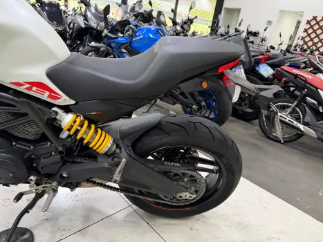 DUCATI Monster 797 , Foto 4