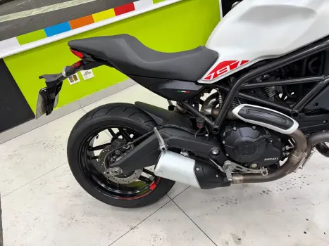 DUCATI Monster 797 , Foto 12