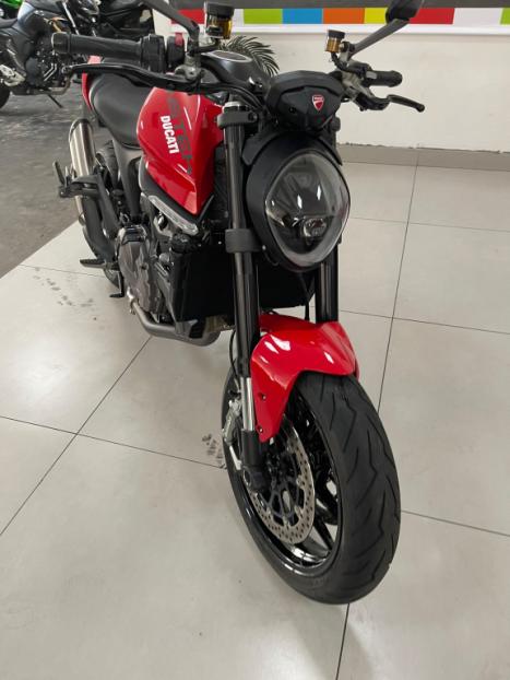 DUCATI Monster 821 ABS, Foto 5 DUCATI Monster 821 ABS, Foto 5