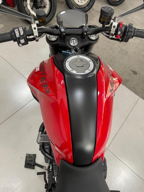 DUCATI Monster 821 ABS, Foto 6 DUCATI Monster 821 ABS, Foto 6