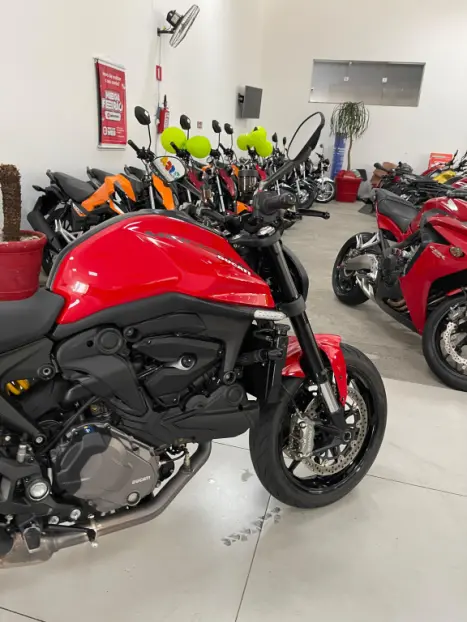DUCATI Monster 821 ABS, Foto 17 DUCATI Monster 821 ABS, Foto 17