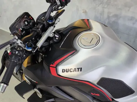 DUCATI Streetfighter 1100 V4 S , Foto 16