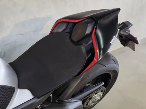 DUCATI Streetfighter 1100 V4 S , Foto 22