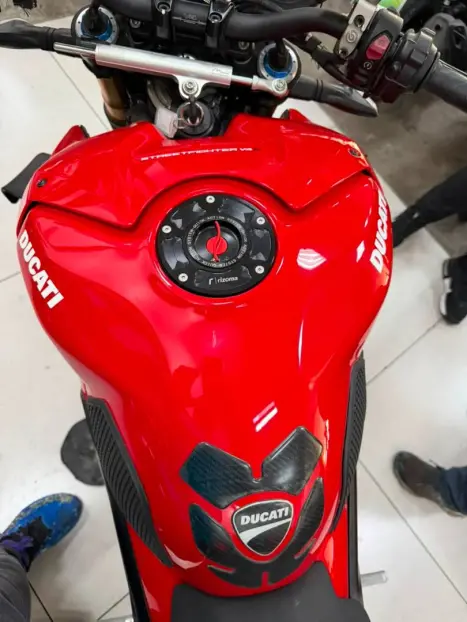 DUCATI Streetfighter 1100 V4 S , Foto 11