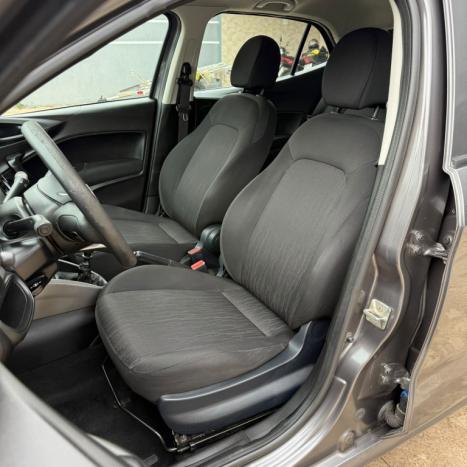 FIAT Argo 1.0 4P FLEX FIREFLY DRIVE, Foto 6 FIAT Argo 1.0 4P FLEX FIREFLY DRIVE, Foto 6