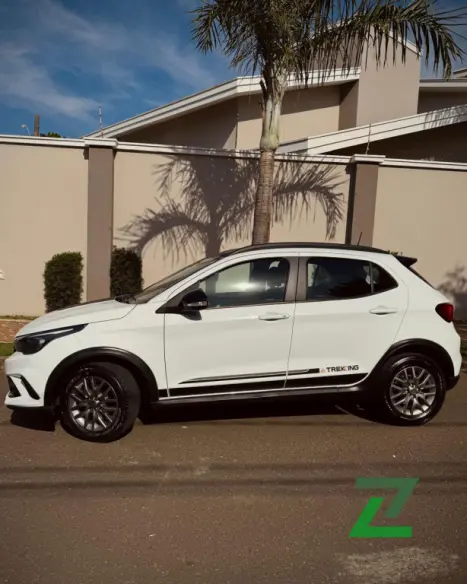 FIAT Argo 1.3 4P FIREFLY FLEX TREKKING, Foto 4 FIAT Argo 1.3 4P FIREFLY FLEX TREKKING, Foto 4