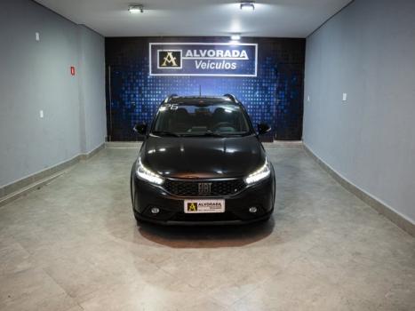 FIAT Argo 1.3 4P FLEX FIREFLY TREKKING AUTOMÁTICO CVT, Foto 3