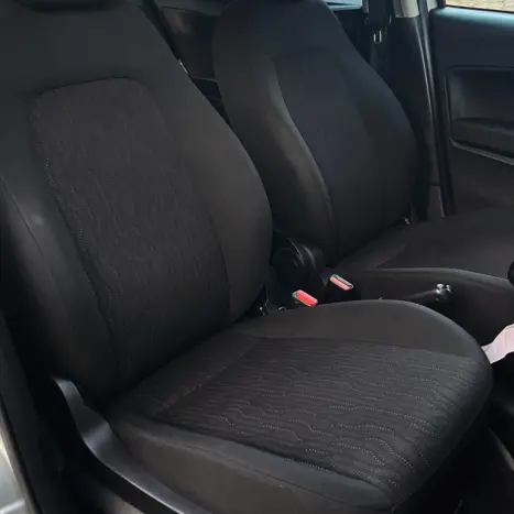 FIAT Cronos 1.0 4P FIREFLY FLEX DRIVE, Foto 9 FIAT Cronos 1.0 4P FIREFLY FLEX DRIVE, Foto 9