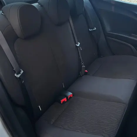 FIAT Cronos 1.0 4P FIREFLY FLEX DRIVE, Foto 10 FIAT Cronos 1.0 4P FIREFLY FLEX DRIVE, Foto 10