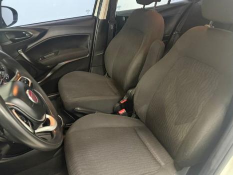 FIAT Cronos 1.3 4P FLEX DRIVE GSR AUTOMATIZADO, Foto 5 FIAT Cronos 1.3 4P FLEX DRIVE GSR AUTOMATIZADO, Foto 5