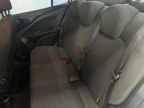 FIAT Cronos 1.3 4P FLEX DRIVE GSR AUTOMATIZADO, Foto 14 FIAT Cronos 1.3 4P FLEX DRIVE GSR AUTOMATIZADO, Foto 14