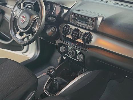 FIAT Cronos 1.3 4P FLEX, Foto 9
