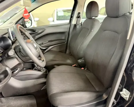 FIAT Cronos 1.3 4P FLEX DRIVE AUTOMÁTICO CVT, Foto 9
