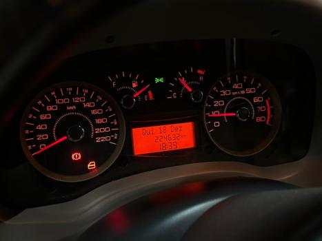 FIAT Doblo 1.8 16V 4P FLEX ESSENCE, Foto 4