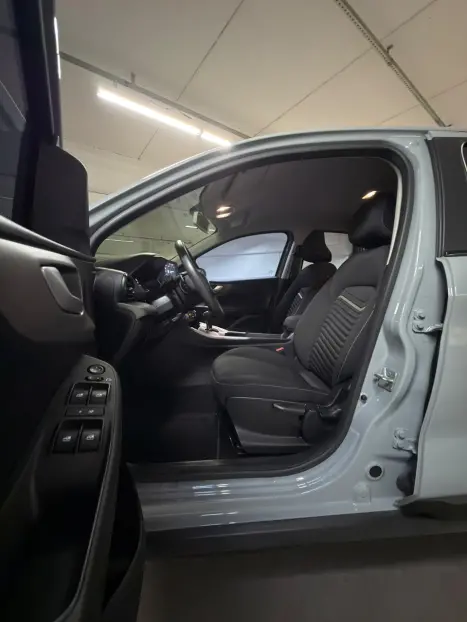 FIAT Fastback 1.0 12V 4P FLEX 200 TURBO AUTOMÁTICO CVT, Foto 16