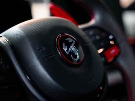 FIAT Fastback 1.3 16V 4P FLEX ABARTH TURBO 270 AUTOM�TICO, Foto 7