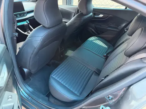 FIAT Fastback 1.3 16V 4P FLEX LIMITED EDITION TURBO 270 AUTOMÁTICO, Foto 9