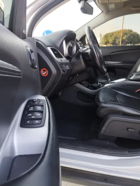 FIAT Freemont 2.4 16V 4P PRECISION AUTOMTICO 7 LUGARES, Foto 5