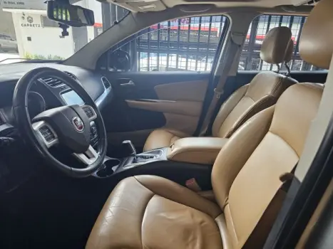 FIAT Freemont 2.4 16V 4P PRECISION AUTOMÁTICO 7 LUGARES, Foto 4