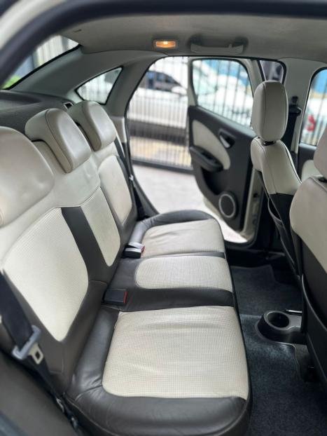 FIAT Grand Siena 1.6 16V 4P FLEX SUBLIME DULOGIC AUTOMATIZADO, Foto 8