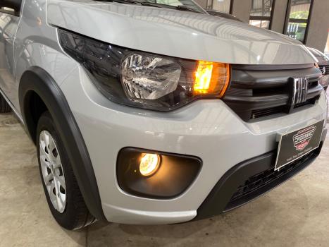 FIAT Mobi 1.0 4P FLEX DRIVE FIRE FLY, Foto 4