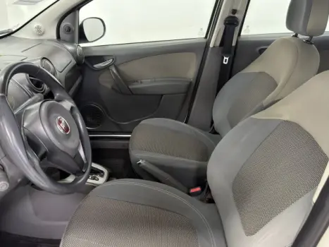 FIAT Palio 1.6 16V 4P FLEX ESSENCE DUALOGIC AUTOMATIZADO, Foto 5