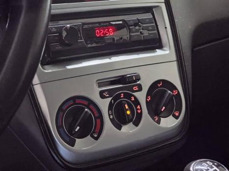 FIAT Punto 1.4 4P ATTRACTIVE FLEX, Foto 7